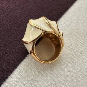 Coach Gold Plated Enamel Dome Shell Ring Sz 6 EUC